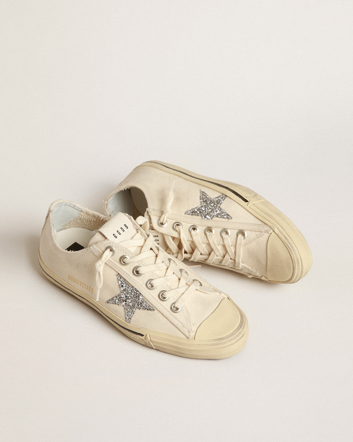 GOLDEN GOOSE V-Star Sneaker - Beige – B. Barnett