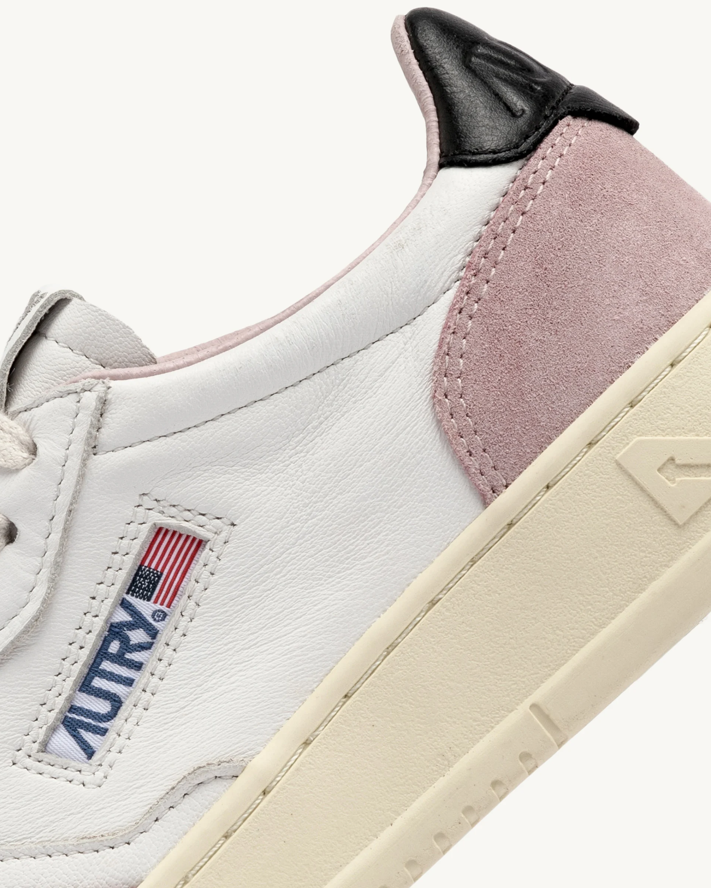 Medalist Low Sneakers