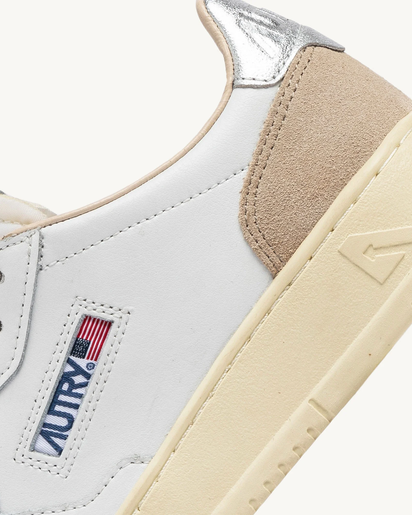 Medalist Low Sneakers