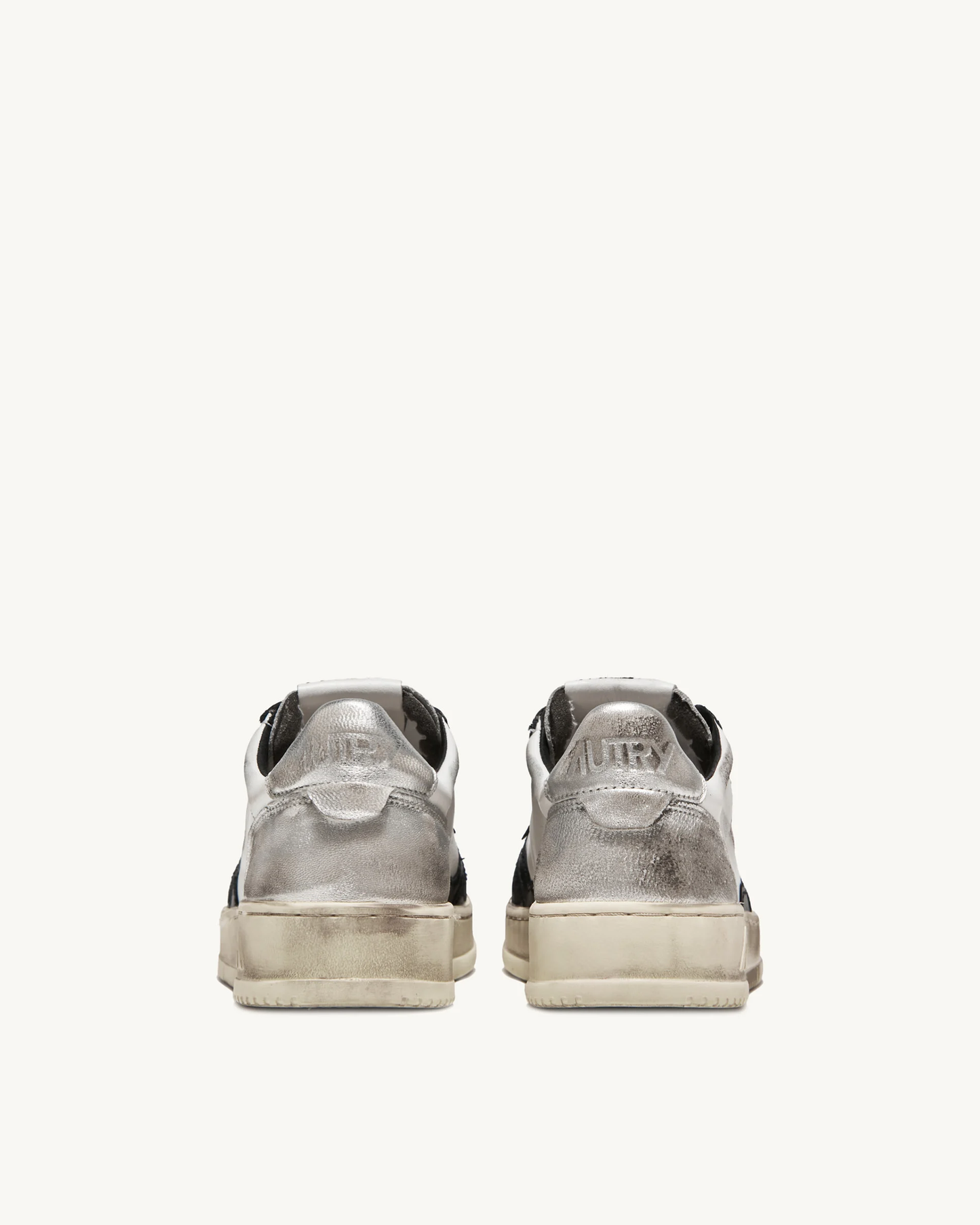 Medalist Low Vintage Sneakers